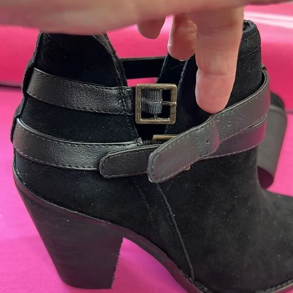Nine West Black PU Leather Ankle Boots W9