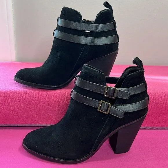Nine West Black PU Leather Ankle Boots W9