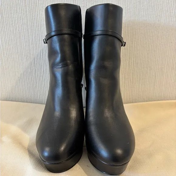 Nine West Gripe Black Faux Leather High Heel Platform Ankle Boots Size 9.5M