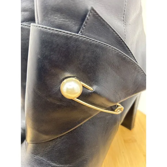 Nine West Leather Ankle Boots Heeled Booties Designer Style Safety Pin Detail