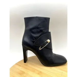 Nine West Leather Ankle Boots Heeled Booties Designer Style Safety Pin Detail
