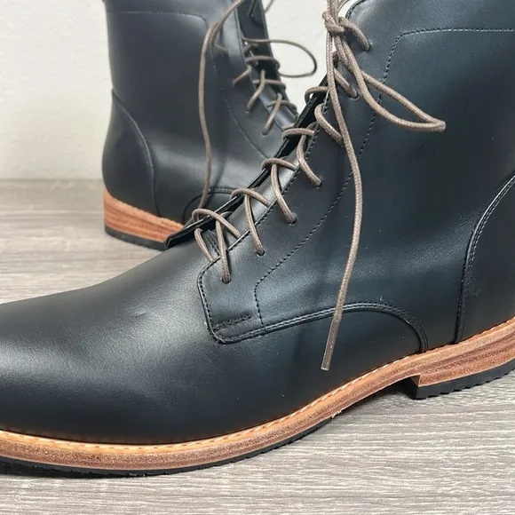 Nisolo Men's Everyday Lace-Up Boot Black Shoes