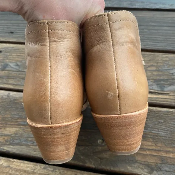 Nisolo Mia everyday boot tan ankle boots