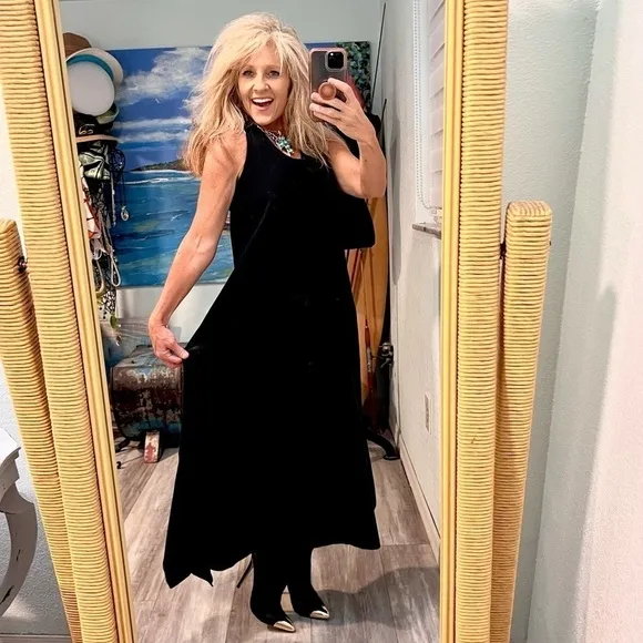 Nobelu, Luxury USA Clothiers, Slimming Lagenlook Dress,Excellent Condition ,L