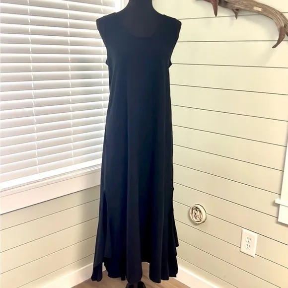 Nobelu, Luxury USA Clothiers, Slimming Lagenlook Dress,Excellent Condition ,L