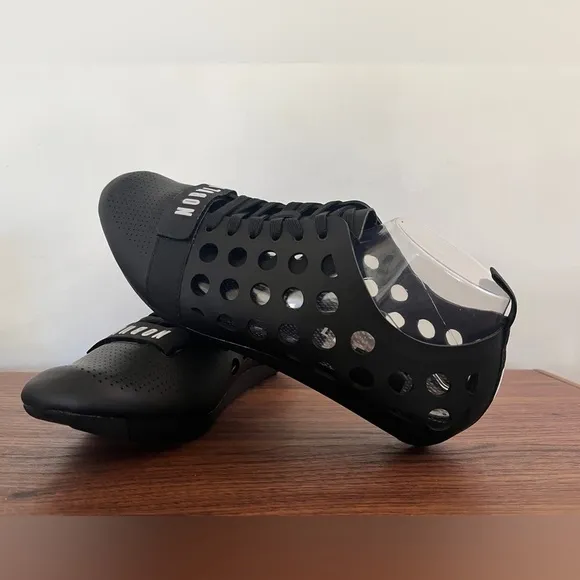 NOBULL M10.5/12W Cycling Spinning Shoes Workout Fitness Carbon Black Athletic