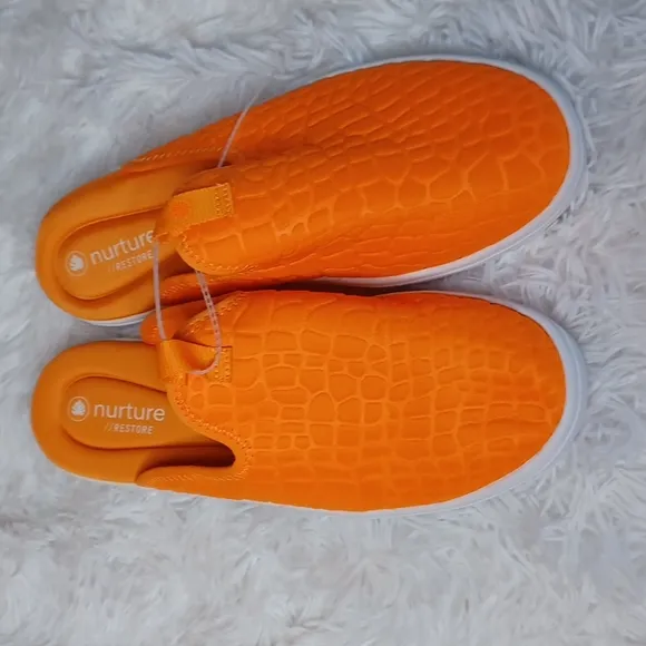 Nurture neon orange slip on Croc Embossed comfort shoes Size 10 New