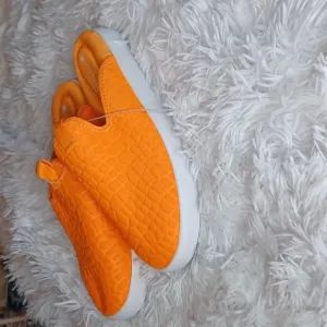 Nurture neon orange slip on Croc Embossed comfort shoes Size 10 New
