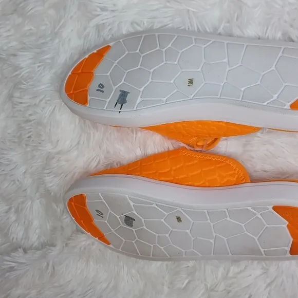 Nurture neon orange slip on Croc Embossed comfort shoes Size 10 New