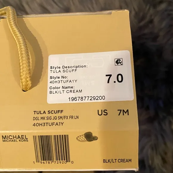 NWB Michael Kors  Women’s Tula Scuff Slip On Cozy Slippers