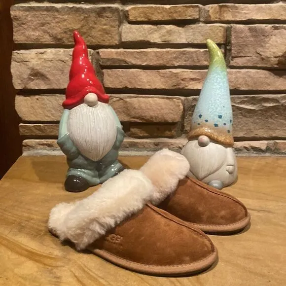 NWB Ugg Shearling Scuffs Slide Slippers Bedroom Shoes Size 6