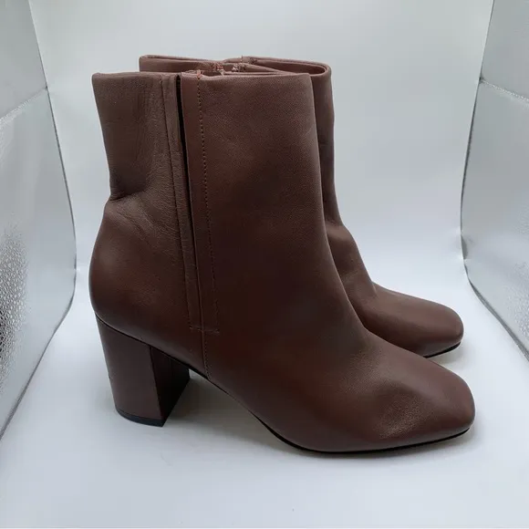 NWOB Cole Haan Womens Chrystie Square Toe Bootie brown leather heel size9B  1299