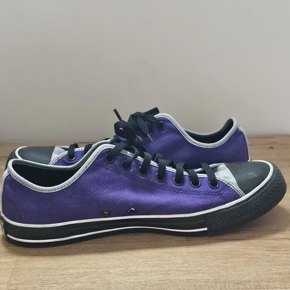 NWOB CONVERSE All Star Unisex Low Top Purple &amp; Black Sneakers, Shoes