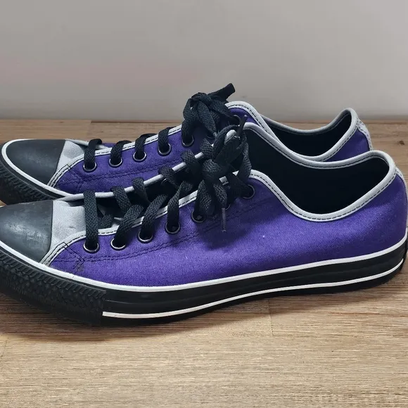 NWOB CONVERSE All Star Unisex Low Top Purple &amp; Black Sneakers, Shoes