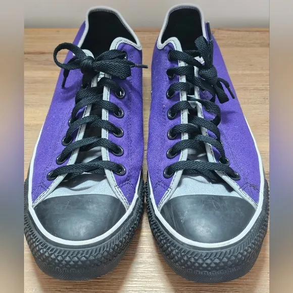 NWOB CONVERSE All Star Unisex Low Top Purple &amp; Black Sneakers, Shoes