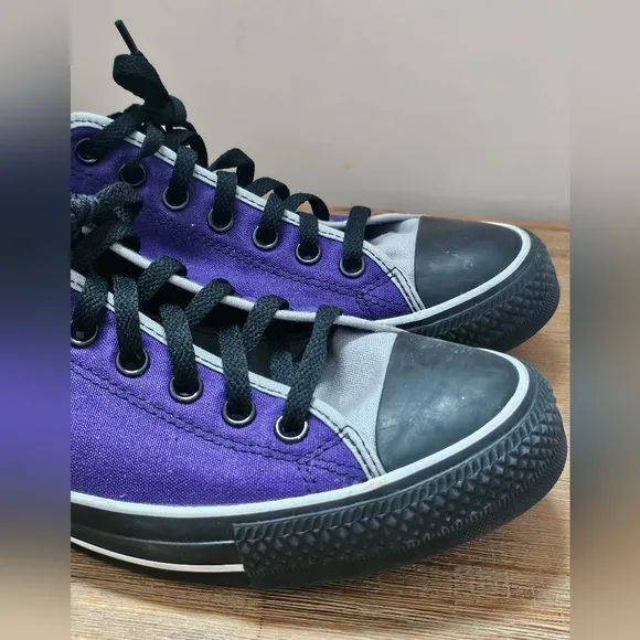 NWOB CONVERSE All Star Unisex Low Top Purple &amp; Black Sneakers, Shoes