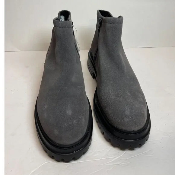 NWOB Vaneli Gray Suede Chelsea Boots Size 9 Chunky Sole Ankle Booties