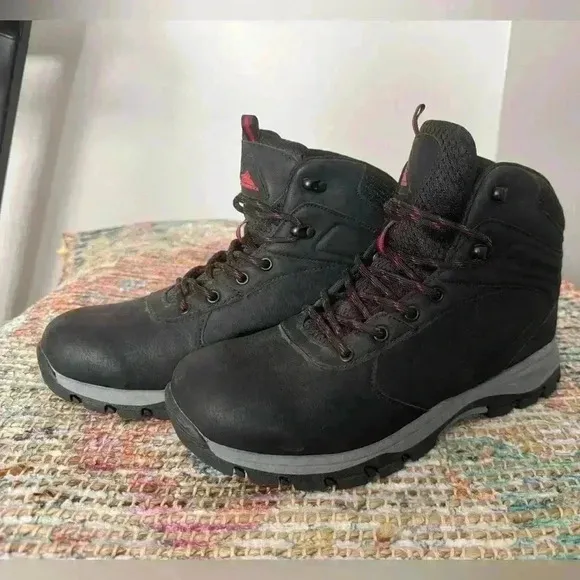 NWOT High Sierra “Piney” Waterproof Hiking Boots Mens Size 10