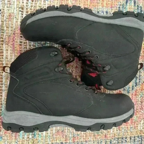 NWOT High Sierra “Piney” Waterproof Hiking Boots Mens Size 10