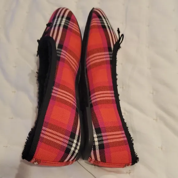 NWOT Kate Spade Red and Black Cozy Plaid Slippers (26)