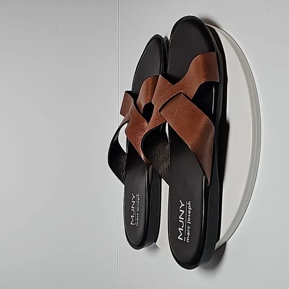 NWOT MJNY Marc Joseph Roman Court Slippers Sandal Flip-flop Leather Brown 10