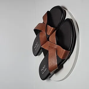 NWOT MJNY Marc Joseph Roman Court Slippers Sandal Flip-flop Leather Brown 10