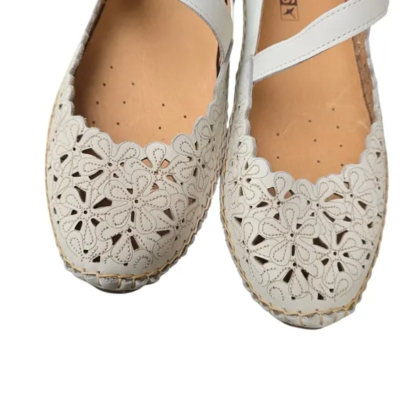 NWOT Pikolinos Jerez Mary Jane Shoes