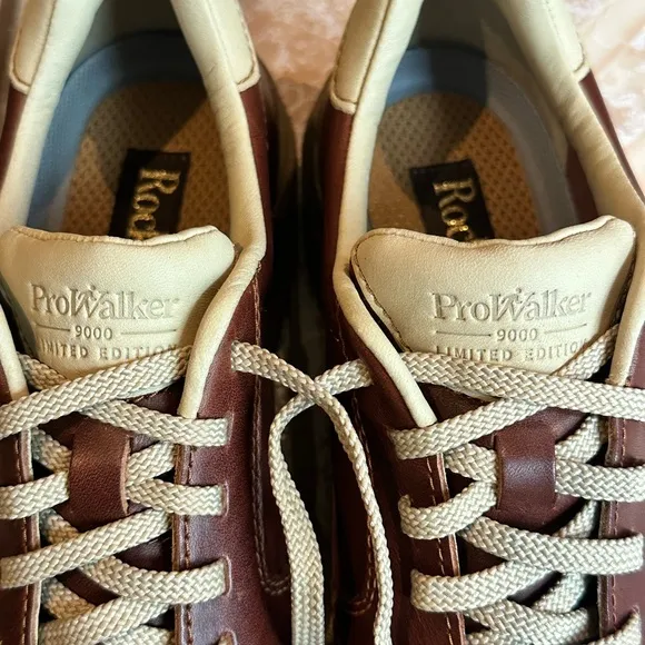 NWOT Rockport Brown and Cream Leather 9000 Prowalkers
