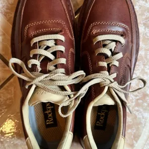 NWOT Rockport Brown and Cream Leather 9000 Prowalkers