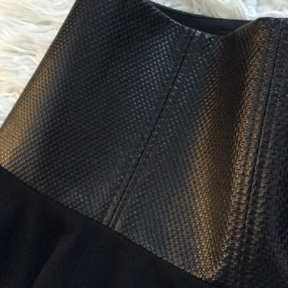 NWOT Tibi Textured Faux Leather Waist Ponte Flare Skirt