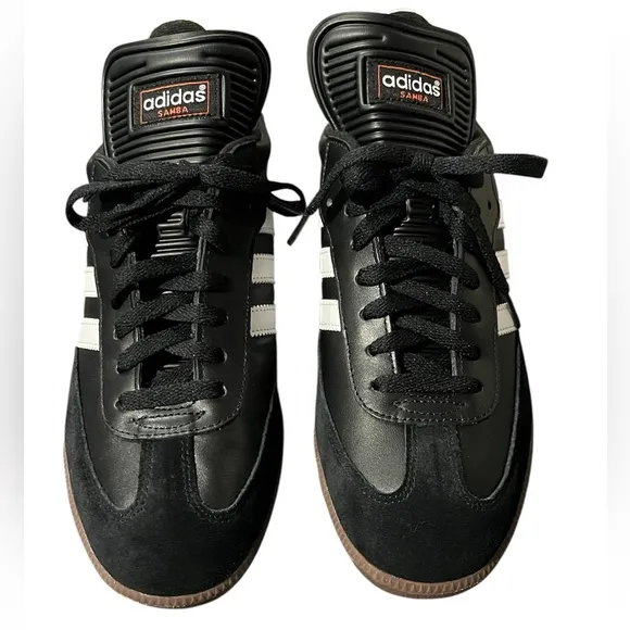 NWT Adidas Classic Samba Black and White Sneakers Indoor Soccer Shoes Mens 10.5