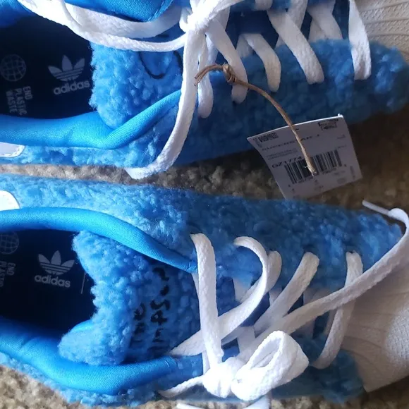 NWT Adidas The Simpsons Marge Superstar Sneakers