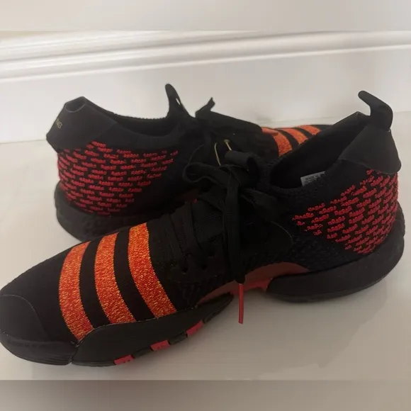 NWT adidas Trae Young 2 Mens Basketball Shoes Size 12