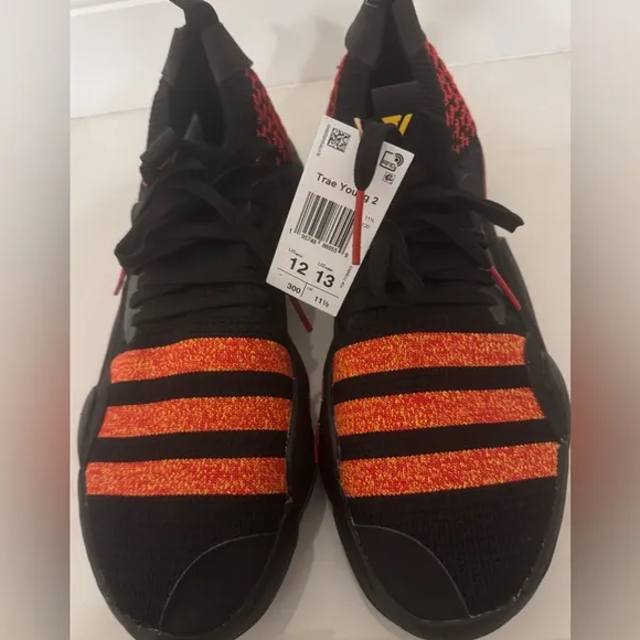 NWT adidas Trae Young 2 Mens Basketball Shoes Size 12