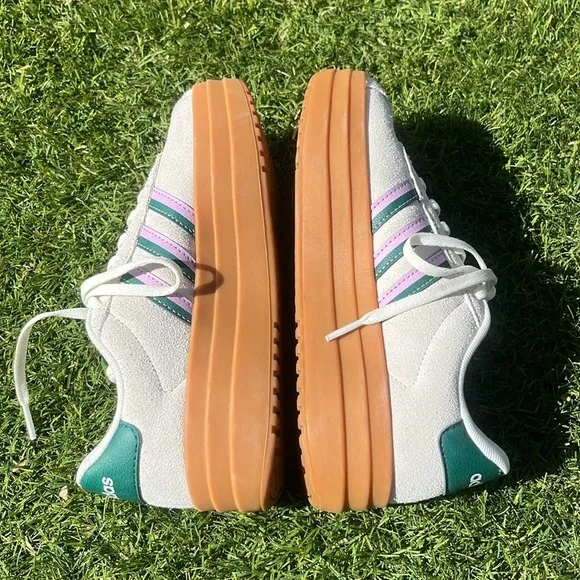 NWT ADIDAS VL Court Bold Shoes
