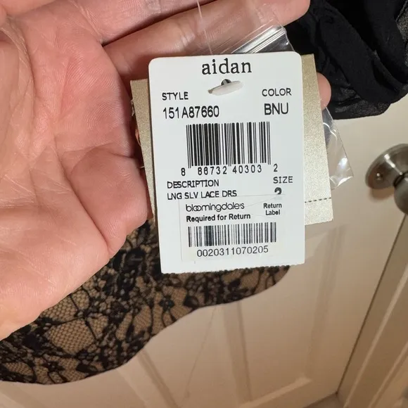 NWT Aidan Mattox Luxury Dress, 2, Silk/ Lace.
