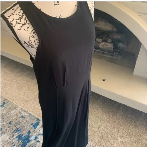 NWT Anthropologie dress Black sheath Y2K 90s minimalist sleeveless crepe sz 12