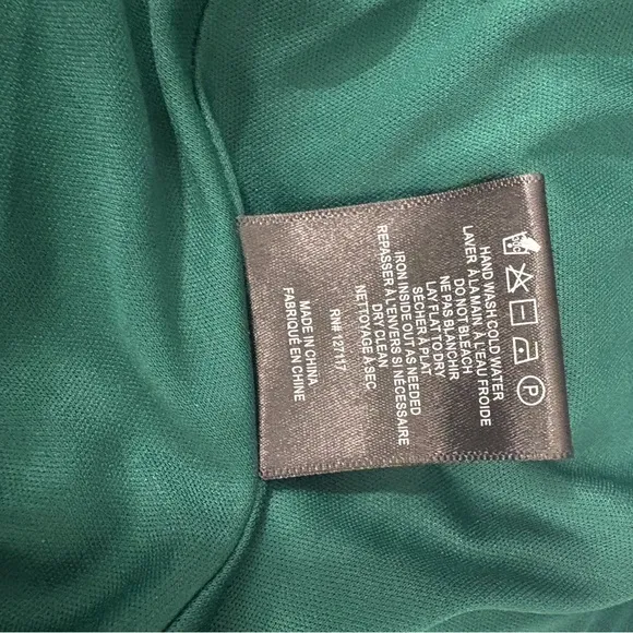 NWT Badgley Mischka Harmony Long Sleeve Sash Belt Stretch Velvet Dress size 6