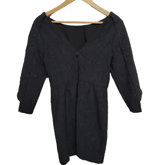 NWT BCBG MaxAzria Little Black Dress Puffy Scalloped Crepe Size 6