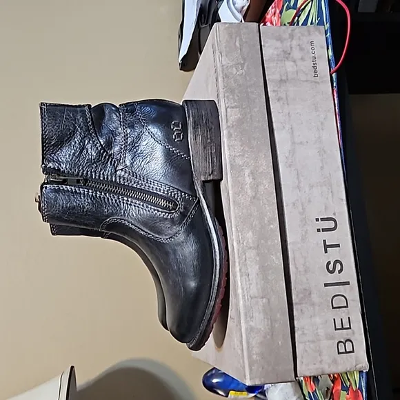 NWT BED/STU Ankle Boots