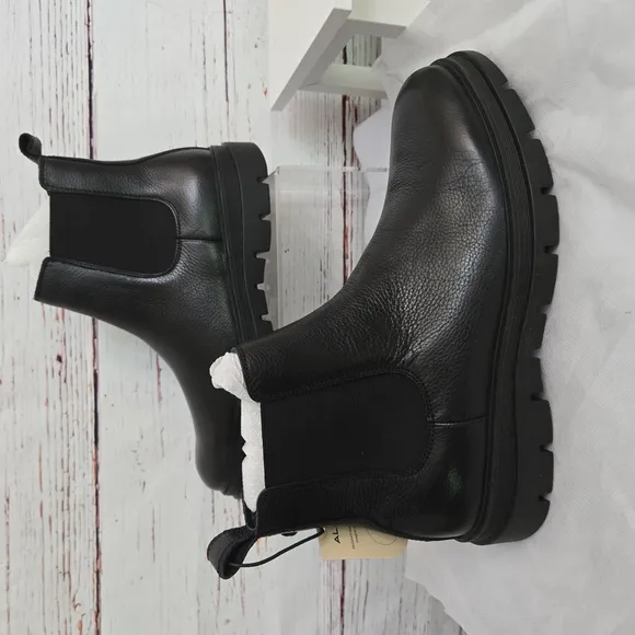 NWT Black Leather Mens Aldo Chelsea Boots Size 9.5