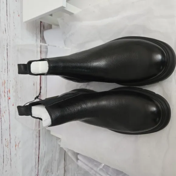 NWT Black Leather Mens Aldo Chelsea Boots Size 9.5