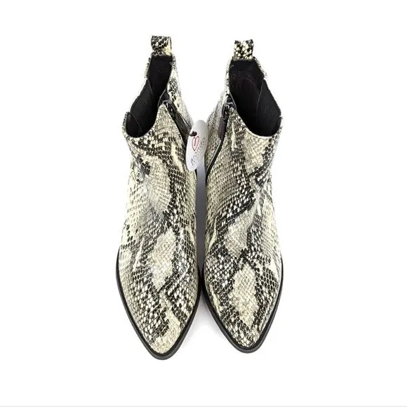 NWT Blondo Waterproof Snakeskin Side Zip Ankle Boots Size 7.5