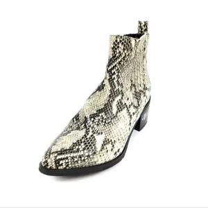NWT Blondo Waterproof Snakeskin Side Zip Ankle Boots Size 7.5