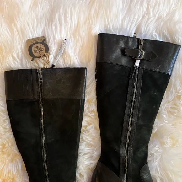 NWT Born Uchee Suede and Leather Boot in Black Sz 6.5.