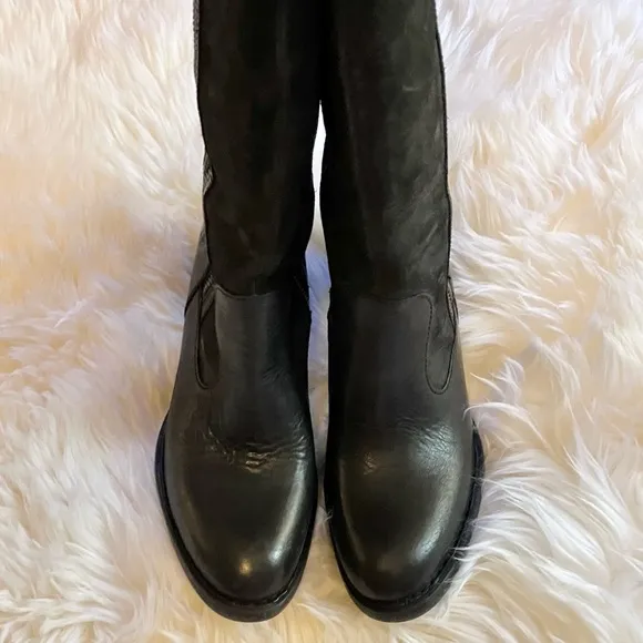 NWT Born Uchee Suede and Leather Boot in Black Sz 6.5.