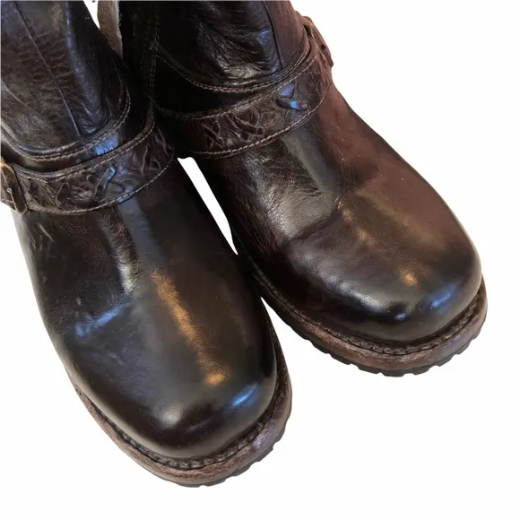 NWT Brown / red Bed Stu Shaela boots