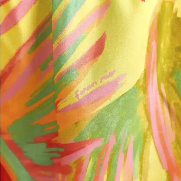 NWT FARM RIO Lime Painted Birds Shorts