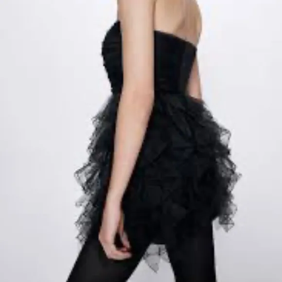NWT luxury minimalist Zara strapless party holiday tulle ruffle cocktail dress
