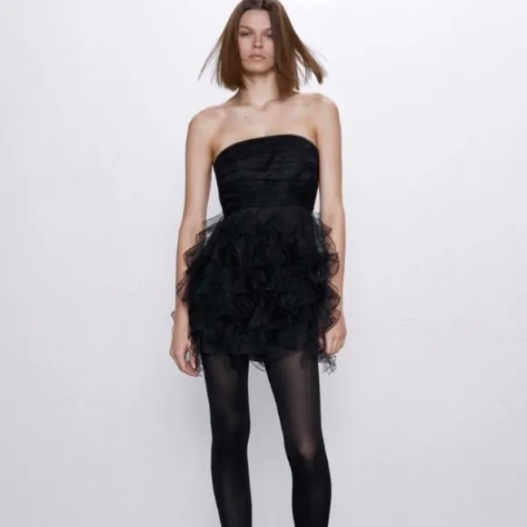 NWT luxury minimalist Zara strapless party holiday tulle ruffle cocktail dress